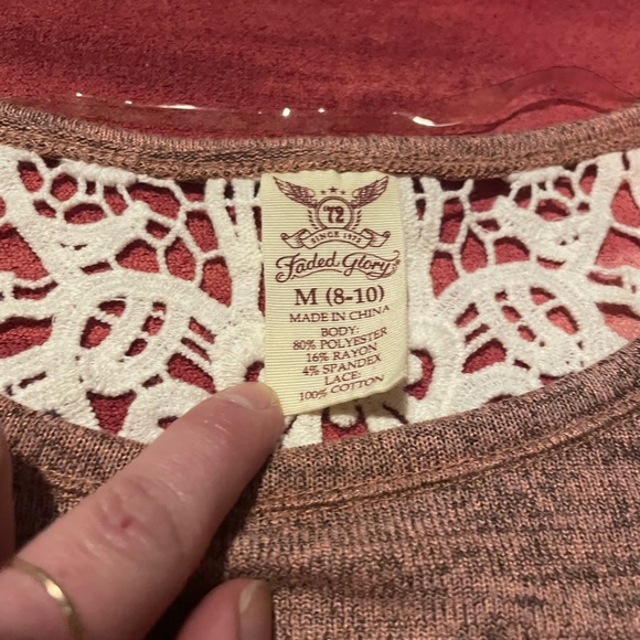 FADED GLORY // salmon ruched lacey-back top - Picture 4 of 11